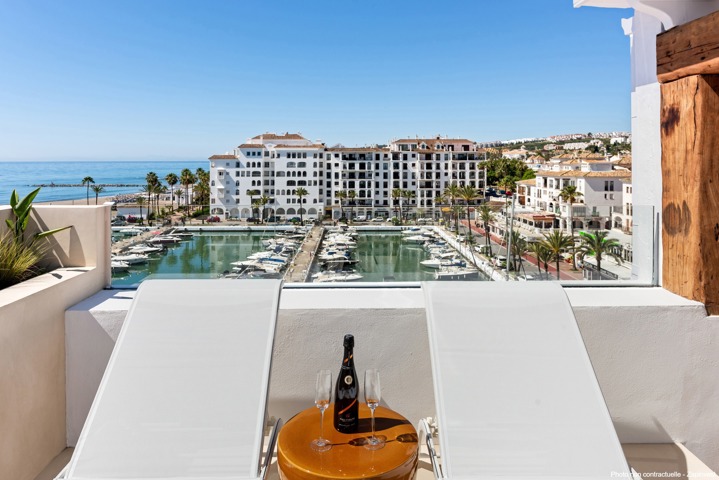 Bien Unique ! Penthouse duplex dans le Port de la Duquesa - Costa del Sol, Espagne
