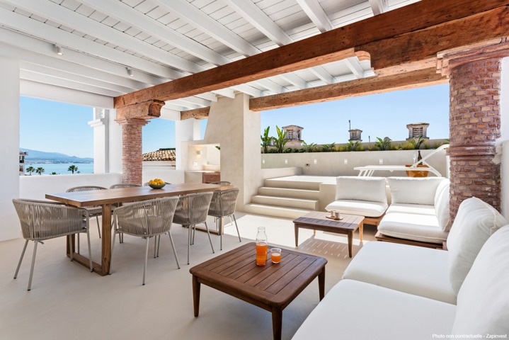 Bien Unique ! Penthouse duplex dans le Port de la Duquesa - Costa del Sol, Espagne