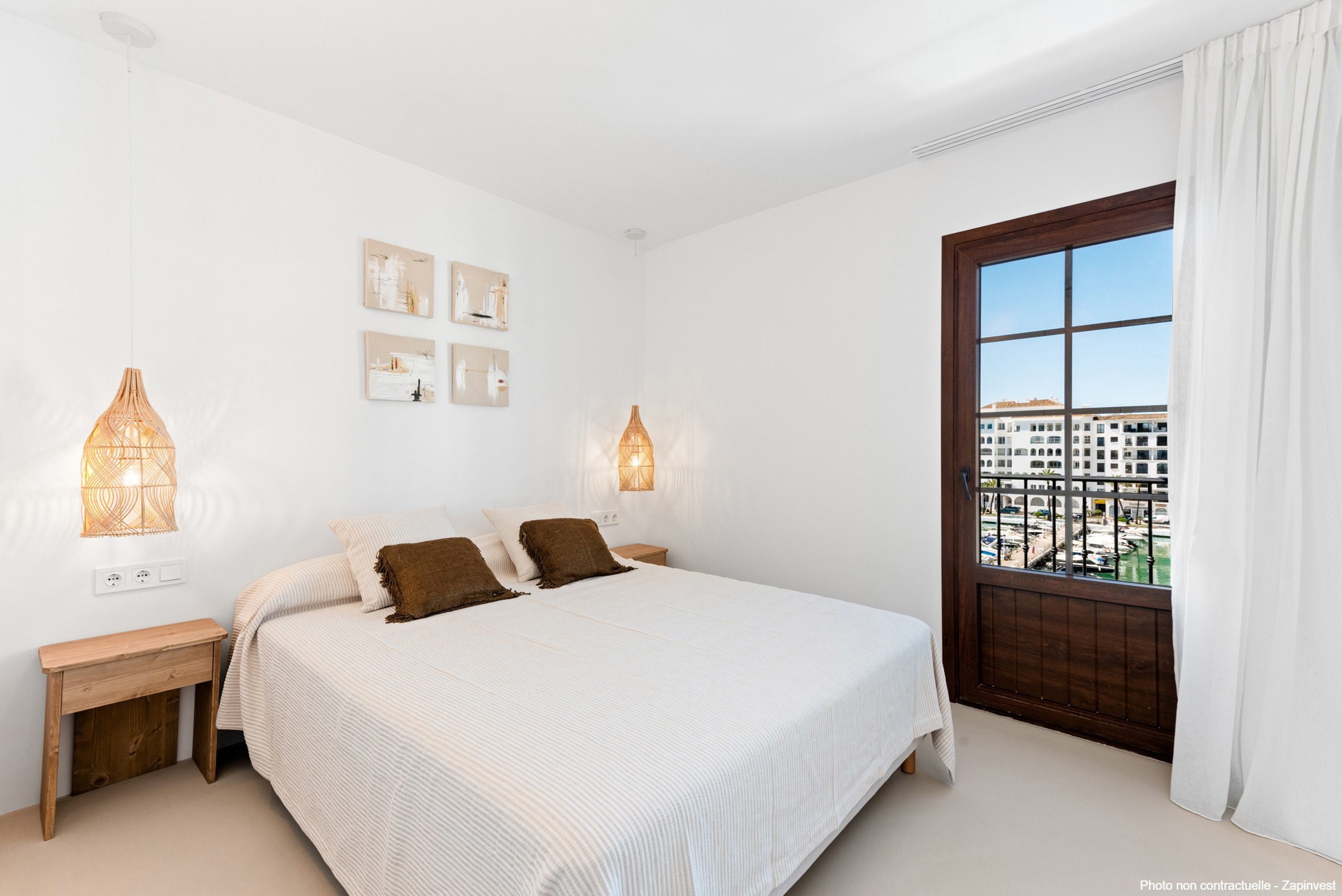 Bien Unique ! Penthouse duplex dans le Port de la Duquesa - Costa del Sol, Espagne