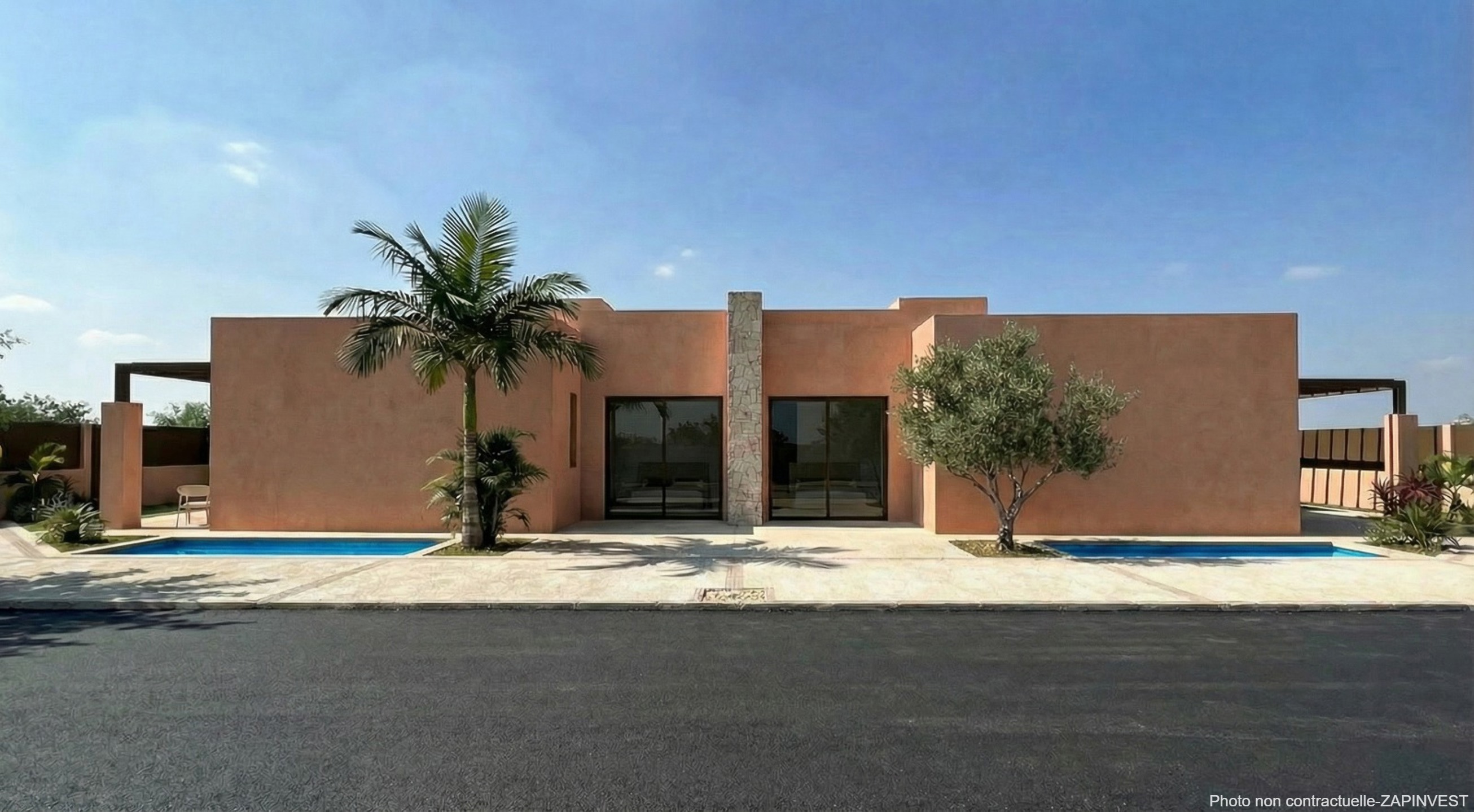 Villa à Roldan dans un résidentiel avec piscine privée mais aussi avec pisicne commune, restaurant et pistes de padel tennis., Espagne