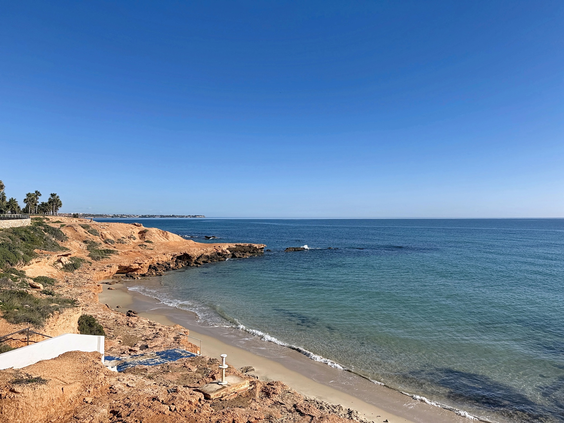 Revente appartement avec solarium, piscine commune à 250 m de la plage., Espagne