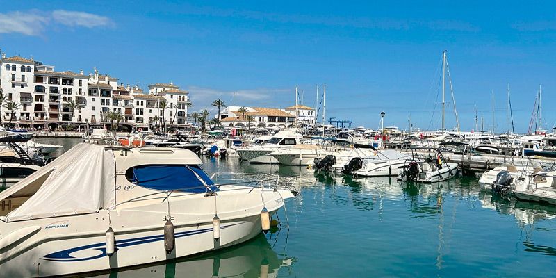 Appartement à vendre à Malaga, Espagne, sur la Marina de La Duquesa